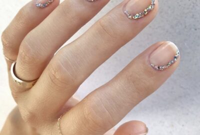 Sparkle And Shine: Nail Designs Featuring Silver For A Glamorous Touch